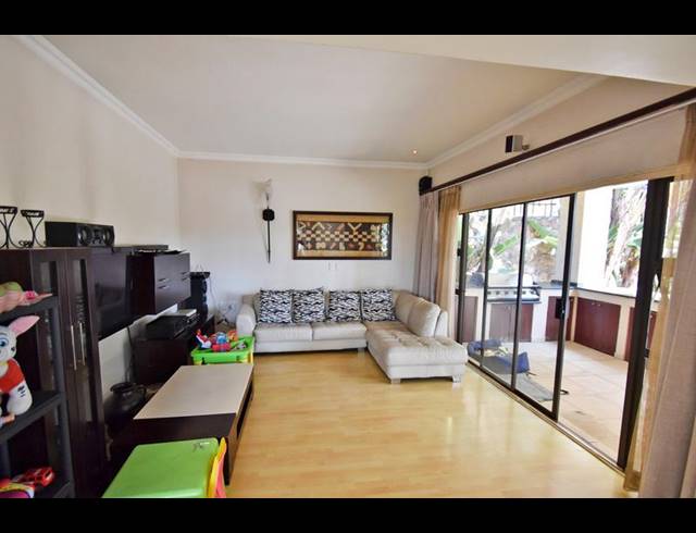 3 BEDROOM HOUSE FOR SALE IN MOUNTAIN VIEW